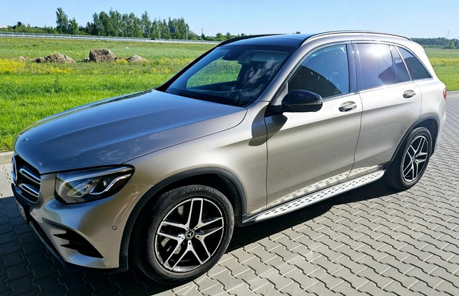 Mercedes-Benz GLC cena 165000 przebieg: 91214, rok produkcji 2019 z Koszalin małe 211